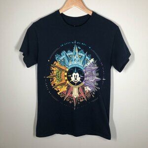 MEN’S Disney Parks Walt Disney  World Mickey Compass T-Shirt Size Small